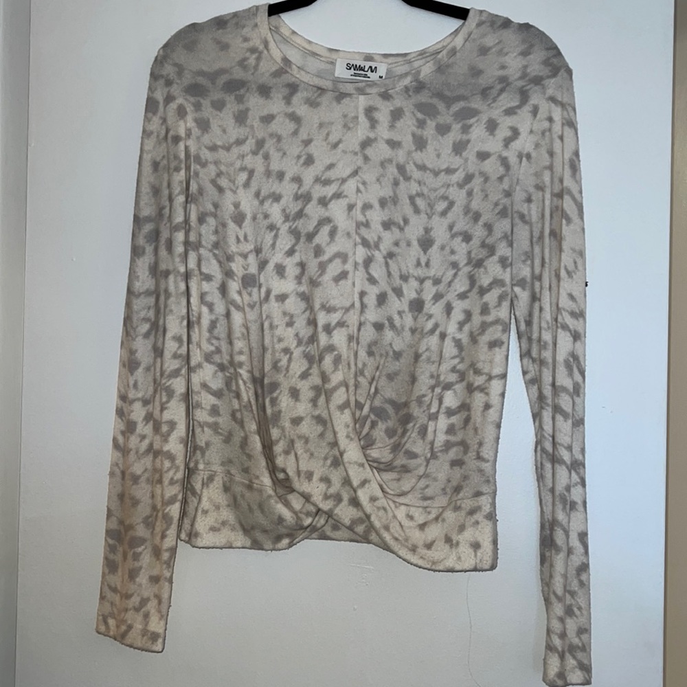Sam and lavi white sweater M